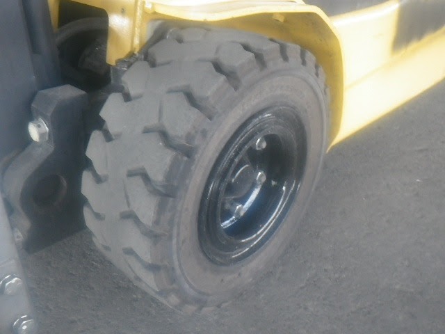 Xe nâng Komatsu 1.5 tấn 3 bánh, model: FB15ML-12