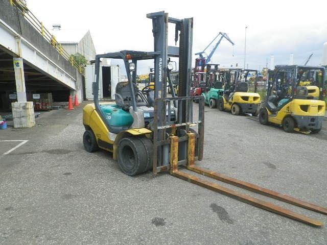 Xe nâng Komatsu 3,0 tấn, FD30C-16