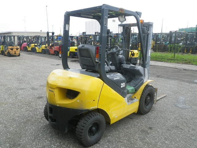 Xe nâng diesel Komatsu 2.0 tấn #301036