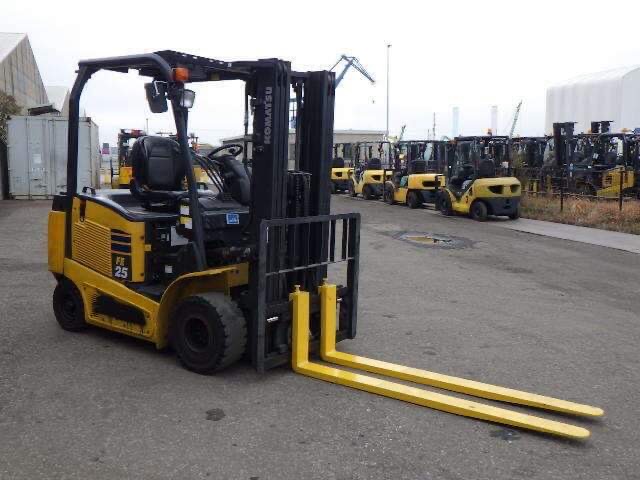 Xe nâng điện Komatsu 2.5 tấn FE25-1 -TFV4.5m