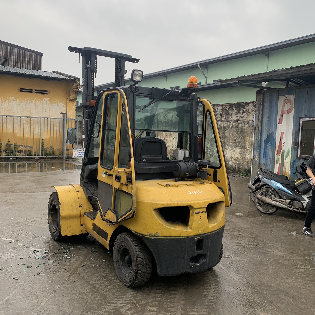 Xe nâng hàng Komatsu 3 tấn FD30T-17#326630
