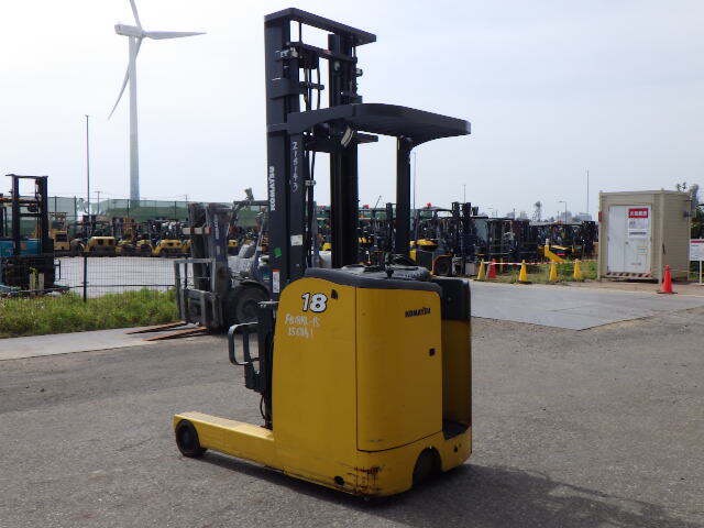 Xe nâng điện Komatsu 1.8 t Model: FB18RL-15