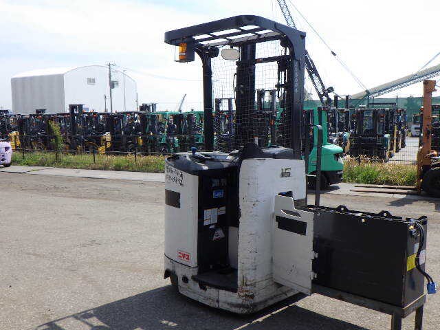 XE NÂNG ĐIỆN ĐỨNG LÁI 1.5 TẤN NICHIYU FBR15-80-370CS