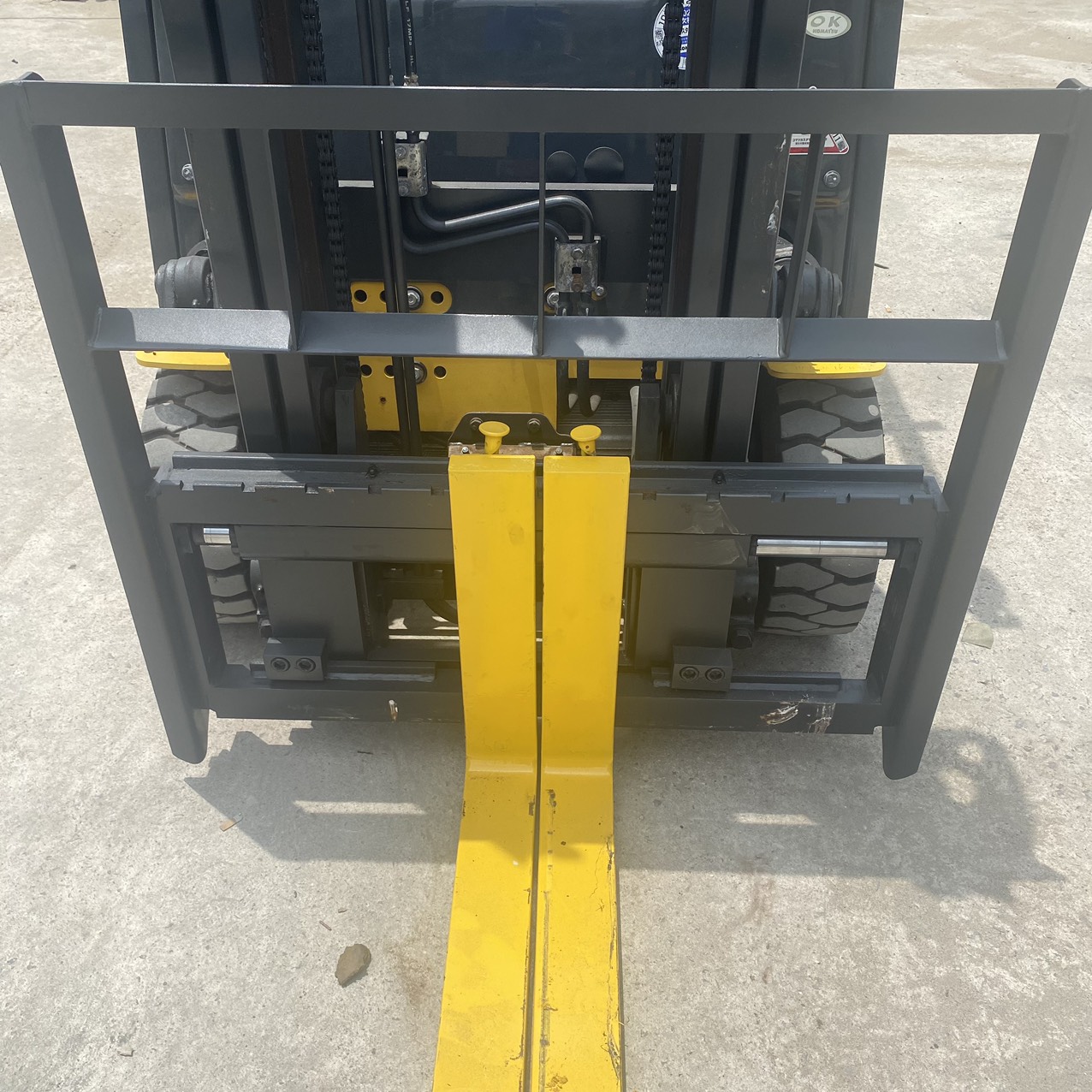 Xe nâng điện Komatsu 1.5 tấn 3 bánh FB15M-12