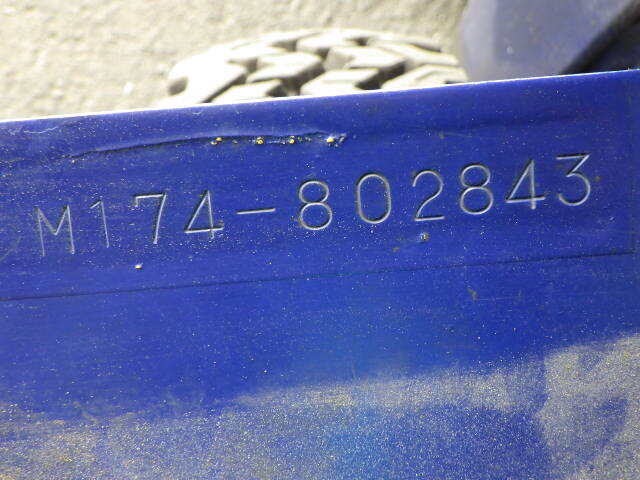 Xe nâng điện Komatsu 1.8 tấn Kẹp cuộn giấy