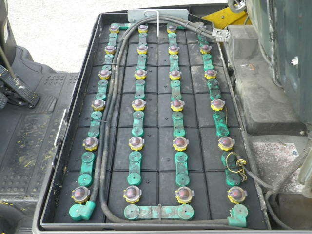 Xe nâng Komatsu 1.8 tấn # 855343