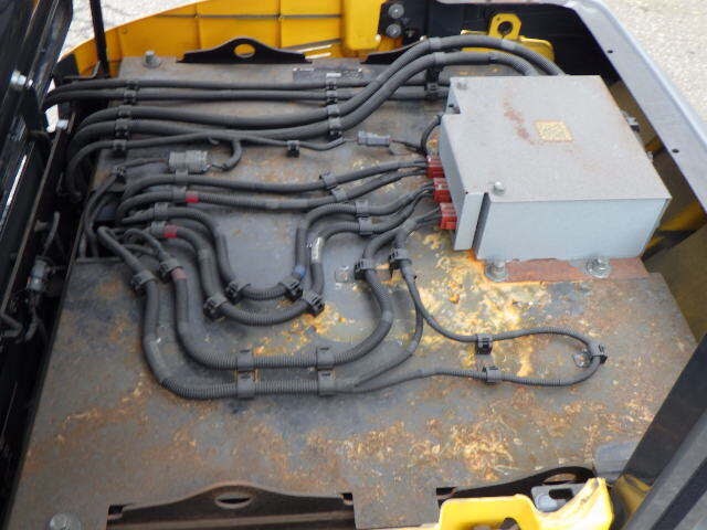 Xe nâng điện Komatsu FE25-1 305445