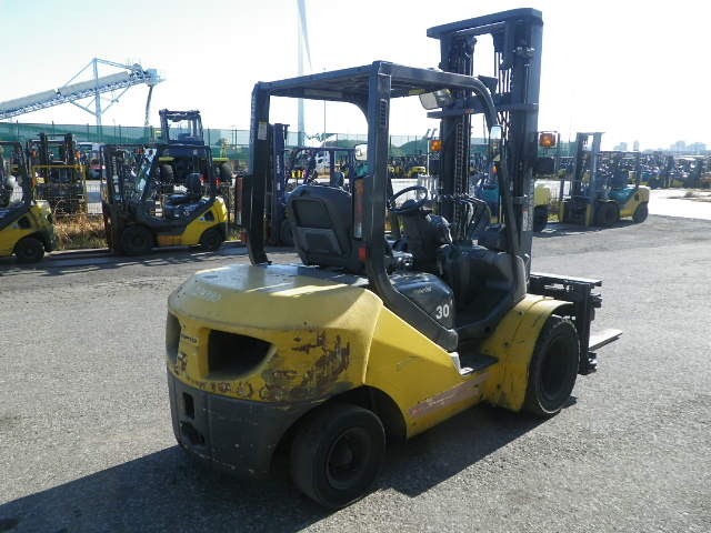 Xe nâng dầu Komatsu 3 tấn FD30C-17 #329178