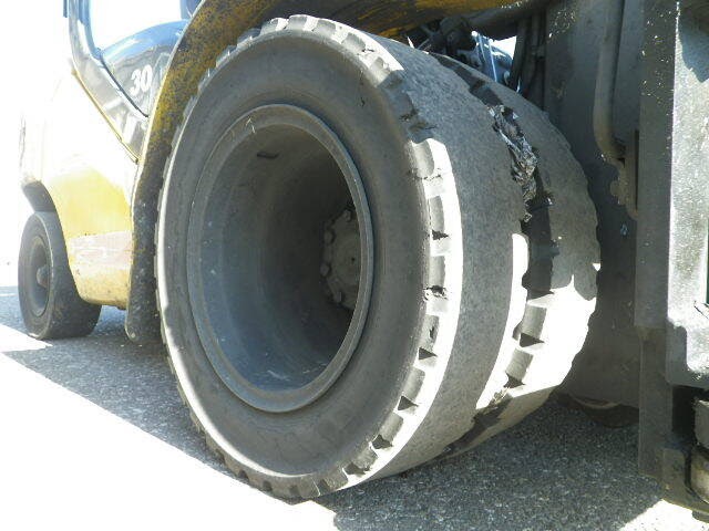 Xe nâng dầu Komatsu 3 tấn FD30C-17 #329178