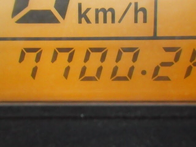 Xe nâng điện Komatsu 1 tấn # 831689