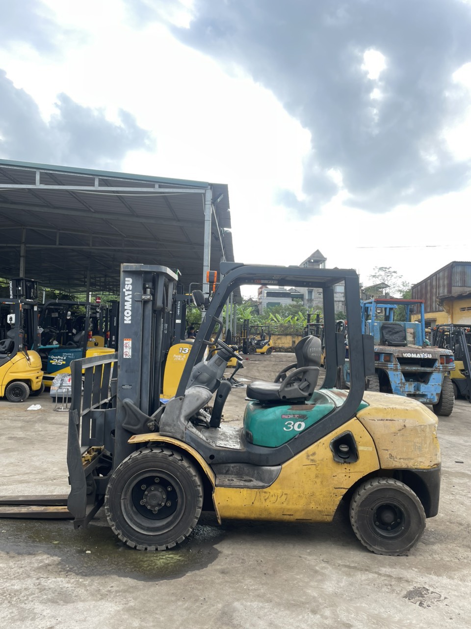 Xe nâng dầu Komatsu 3 tấn FD30C-16 #706871