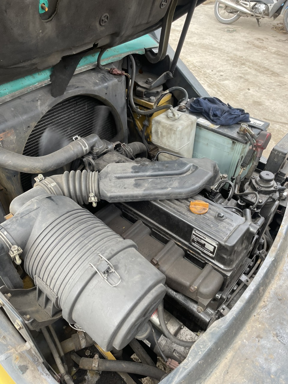 Xe nâng dầu Komatsu 3 tấn FD30C-16 #706871