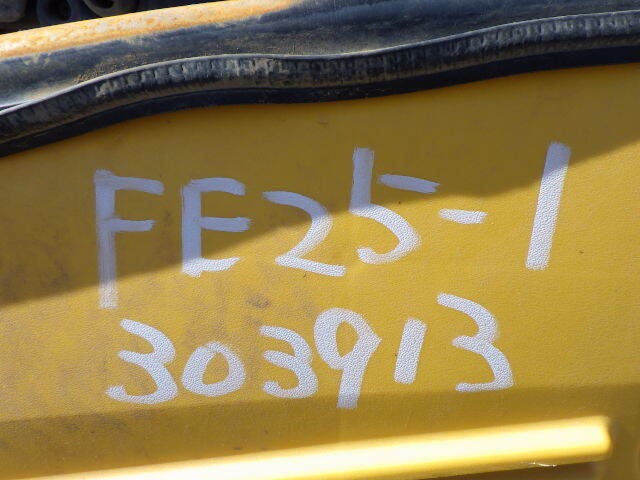 Xe nâng điện Komatsu 2,5 tấn FE25-1 #303913