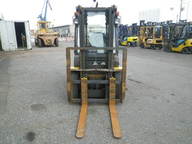 Xe nâng dầu Komatsu 3 tấn FD30C-17 #308928