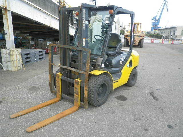 Xe nâng dầu Komatsu 3 tấn FD30C-17 #308928