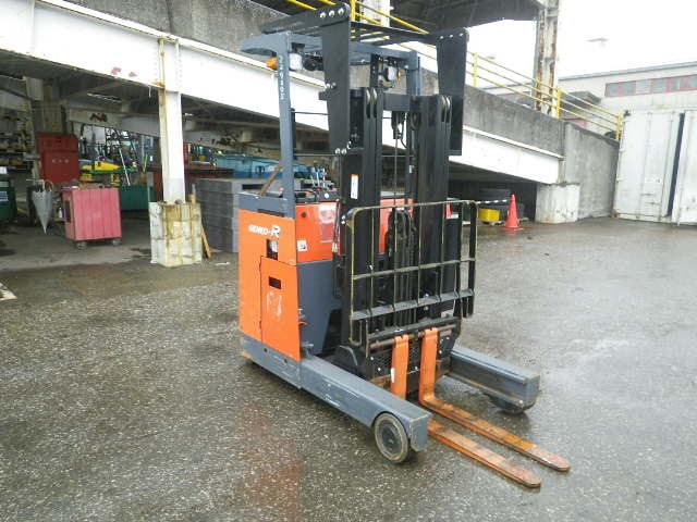 Xe nâng điện đứng lái Toyota 1.8T#7FBR18