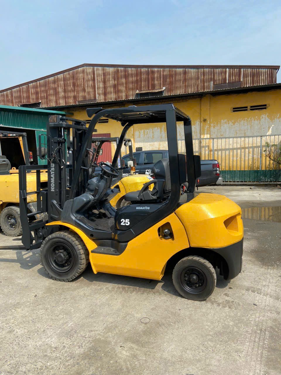 Xe nâng xăng Komatsu 2.5T#FG25T-17