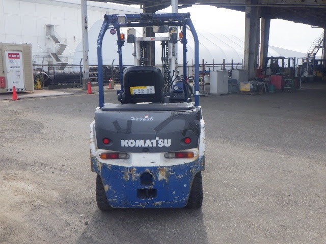 Xe nâng điện Komatsu 3.0T#102609