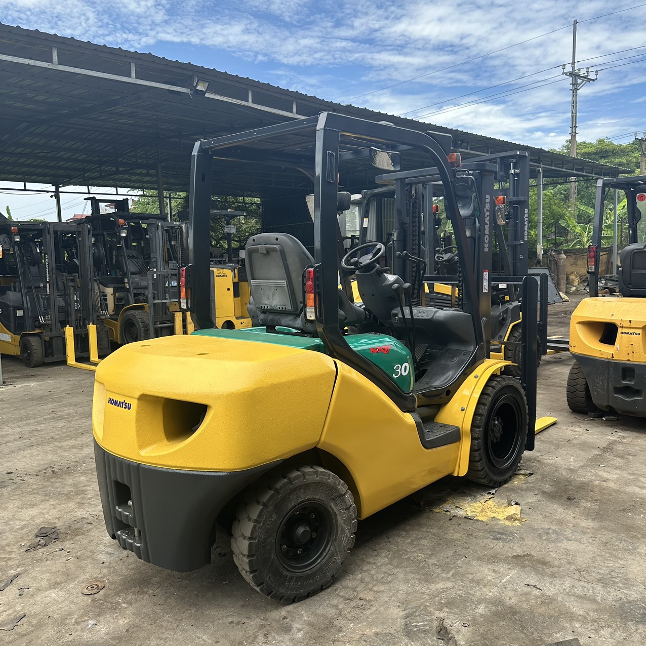Xe nâng xăng Komatsu 3.0T#FG30C-15