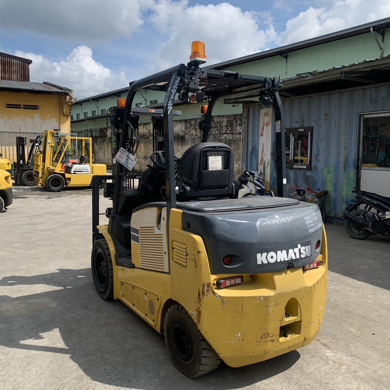 Xe nâng điện Komatsu 3.0T#306200