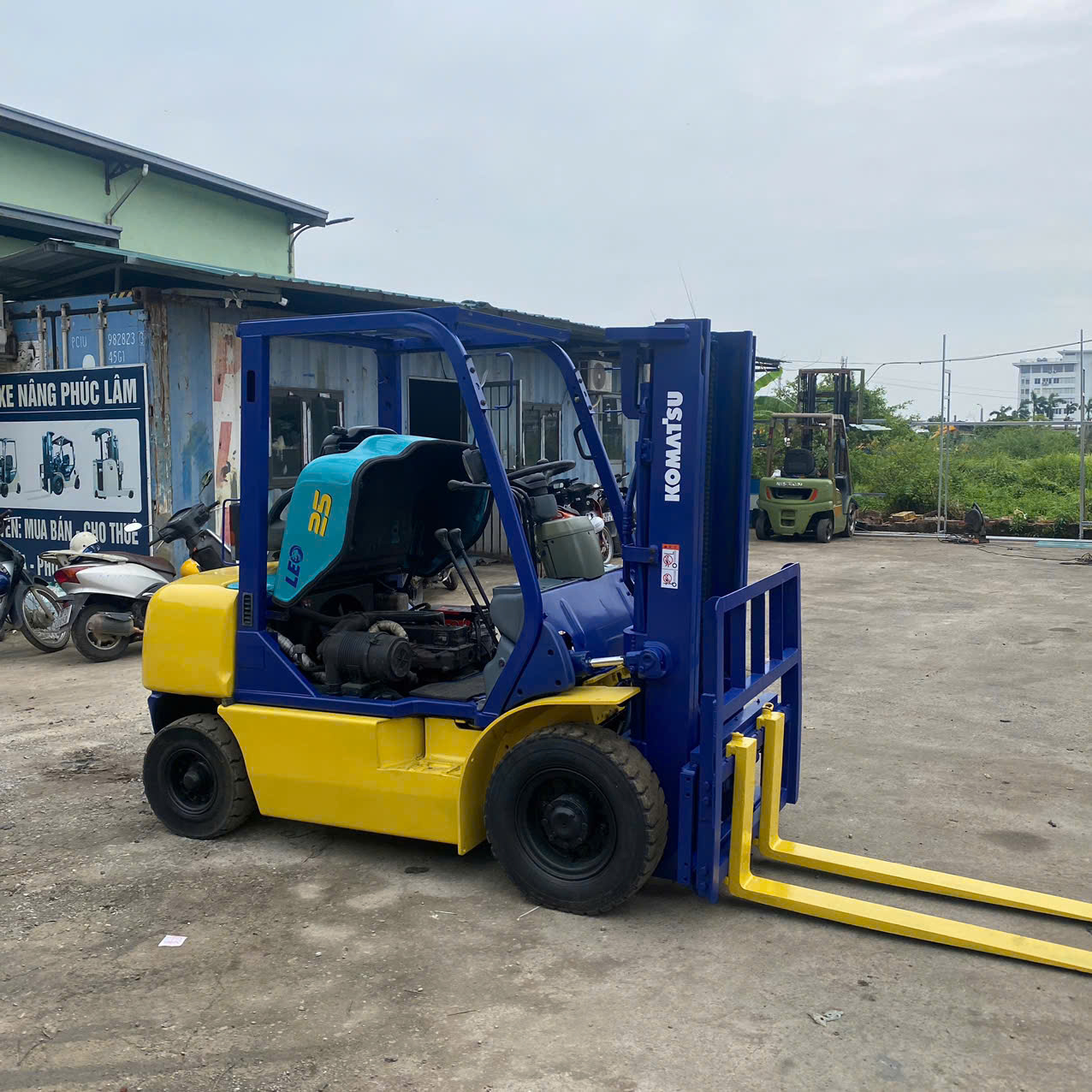 Xe nâng dầu Komatsu 2.5 tấn FD25C-12 #534632