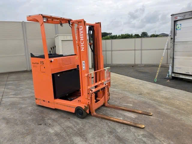 XE NÂNG ĐIỆN ĐỨNG LÁI 1.5 TẤN NICHIYU FBRM15-80-300