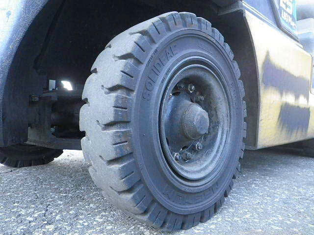 Xe nâng dầu Komatsu 2.5 tấn FD25T-14 #563135