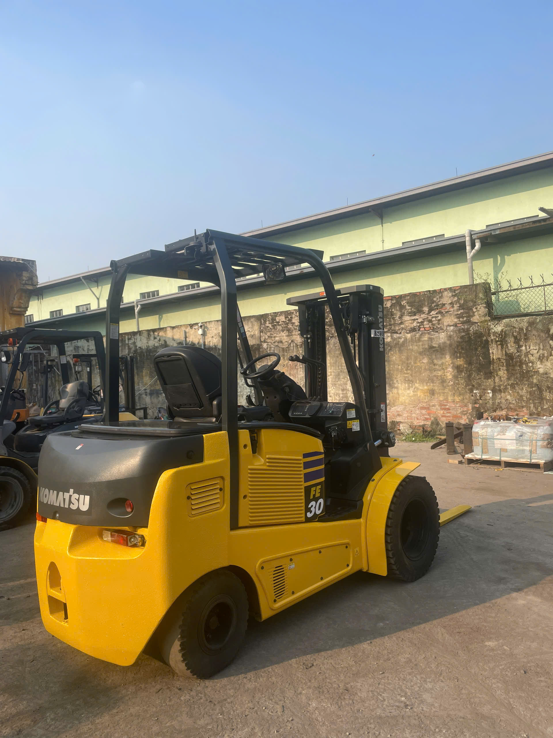 Xe nâng điện Komatsu 3.0T#307249