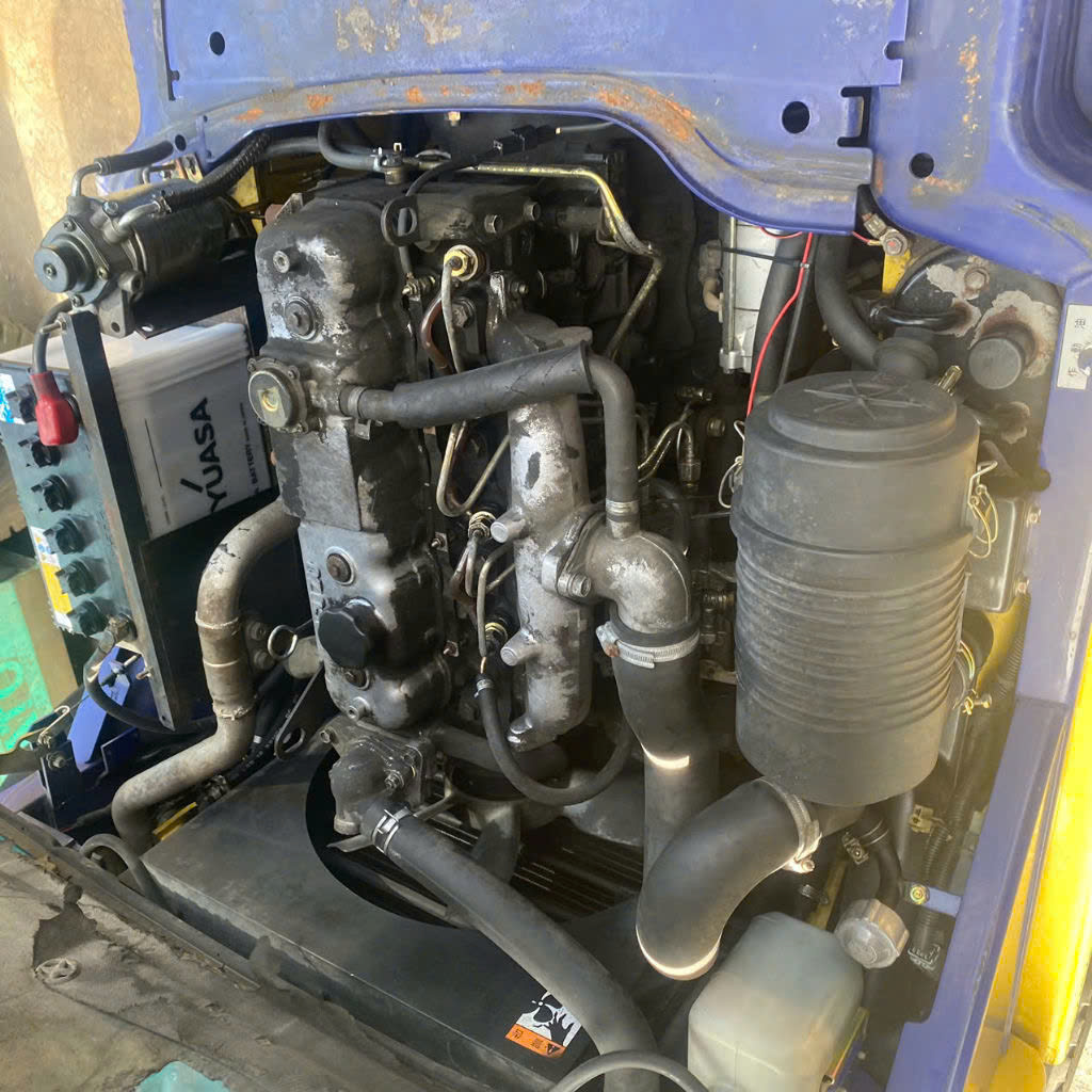 Xe nâng dầu Komatsu 2,5 tấn FD25HT-12