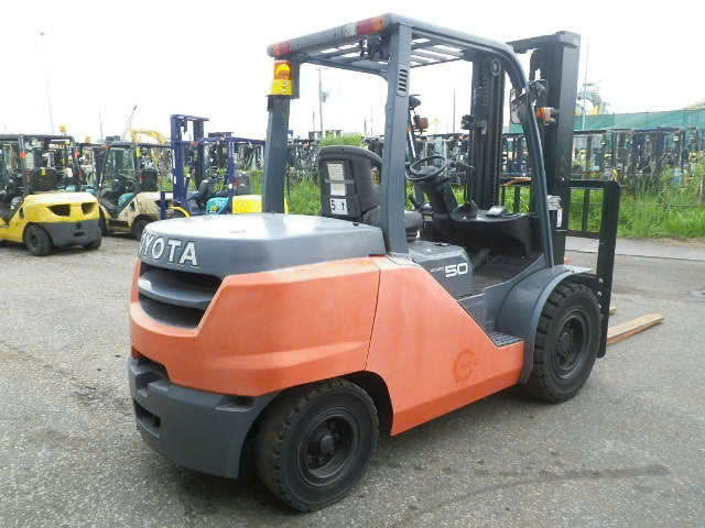 Xe nâng dầu Toyota 5.0T#8FD50