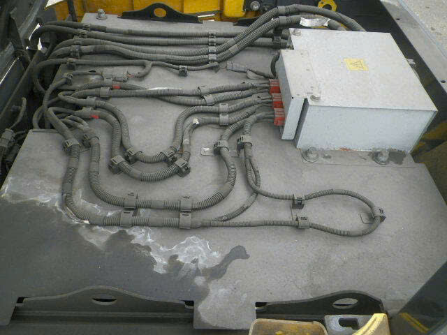 Xe nâng điện Komatsu 2.5 tấn FE25-1 #300110