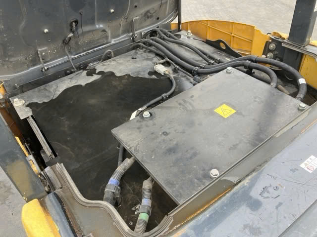 Xe nâng điện Komatsu 3.0T #304790