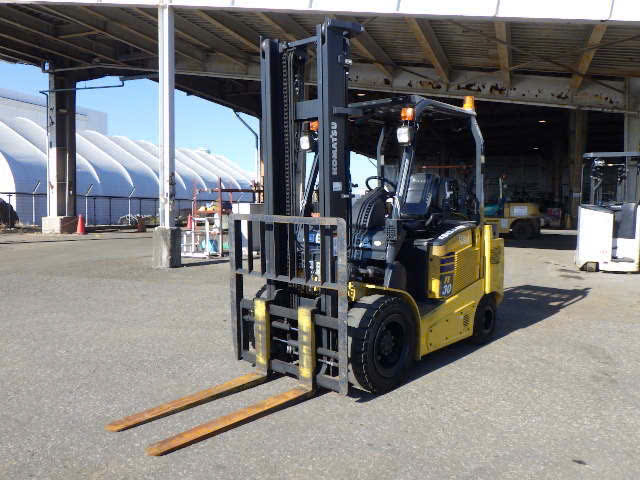 Xe nâng điện Komatsu 3.0T #304219