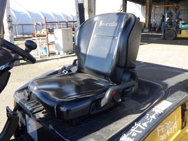 Xe nâng điện Komatsu 3.0T #304219