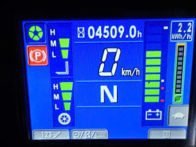 Xe nâng điện Komatsu 3.0T #304219