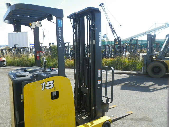 Xe nâng điện Komatsu 1.5 tấn đứng lái 2018