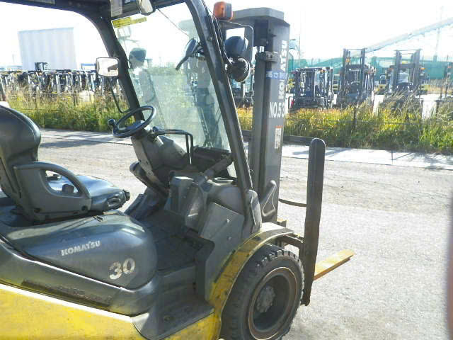 Xe nâng dầu Komatsu 3 tấn FD30T-17#319594