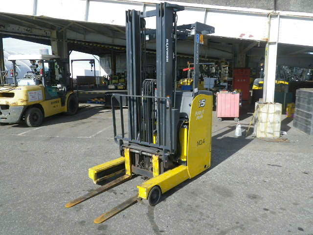 Xe nâng điện Komatsu 1.5 tấn đứng lái 2018