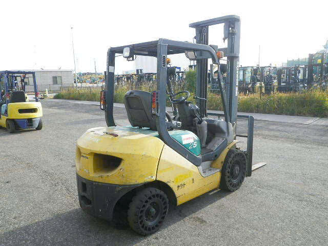 Xe nâng dầu Komatsu 2.5 Tấn  #747717