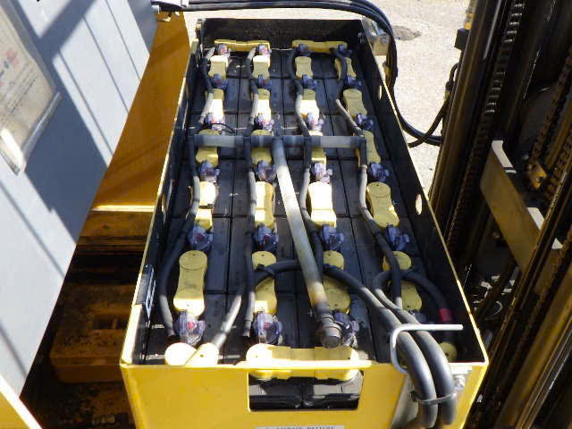 Xe nâng điện Komatsu 1.5 tấn đứng lái 2015