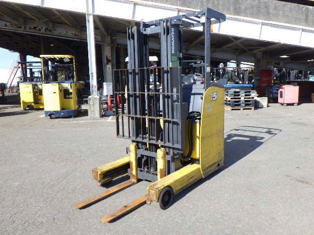 Xe nâng điện Komatsu 1.5 tấn đứng lái 2015