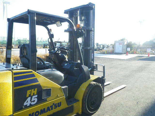 Xe nâng dầu Komatsu FH45-1 # 139045