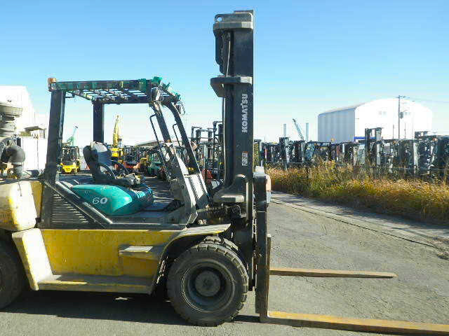 Xe nâng dầu Komatsu 6 tấn FD60-10 #55397