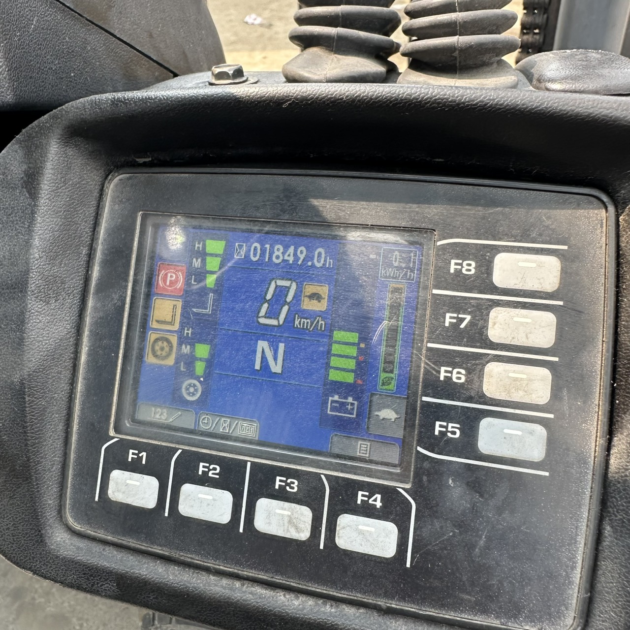 Xe nâng điện Komatsu 2.5 tấn FE25-1 #305296