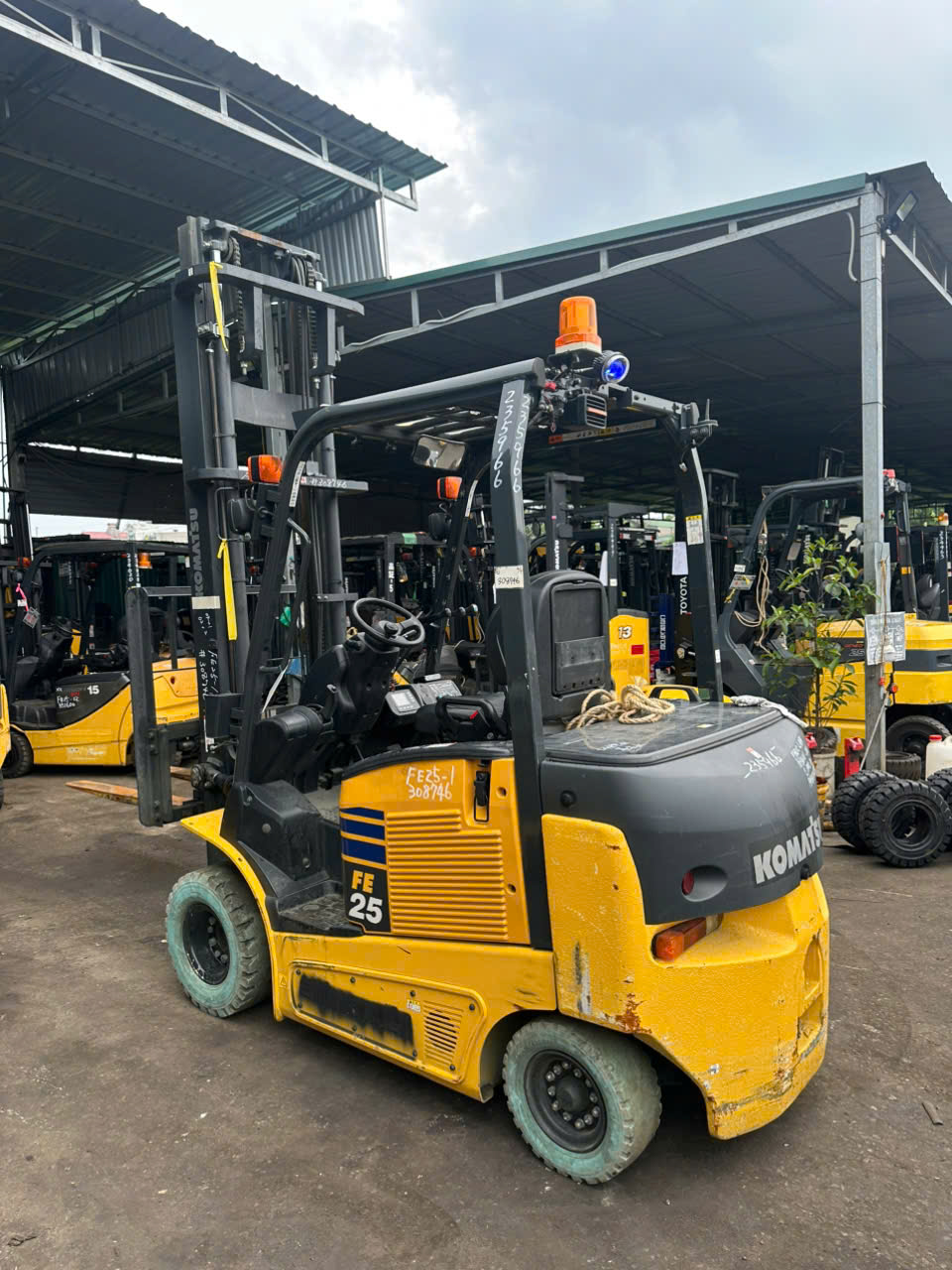 Xe nâng điện Komatsu FE25-1#308746