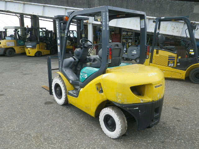 Xe nâng xăng Komatsu 2.5T#FG25LT-15