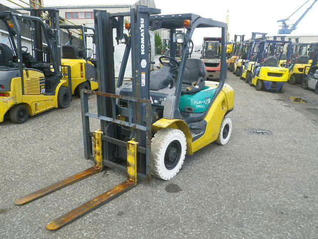 Xe nâng xăng Komatsu 2.5T#FG25LT-15