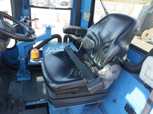 Xe nâng dầu Komatsu FD120-8# 8240