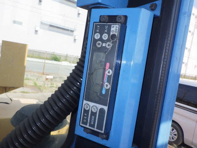 Xe nâng dầu Komatsu FD120-8# 8240