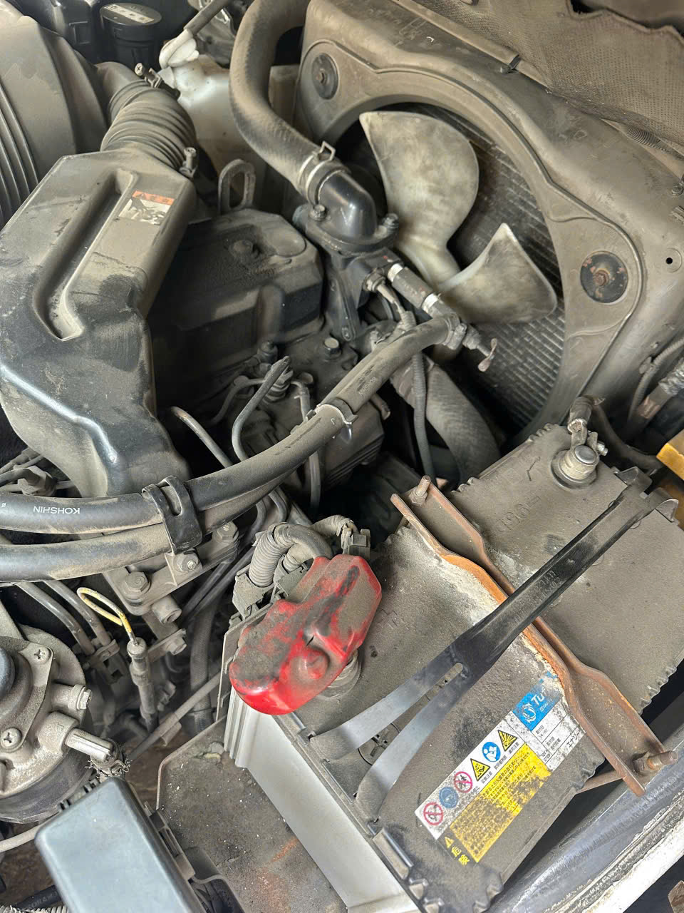 Xe nâng dầu Komatsu 2.5 t -FD25HT-17